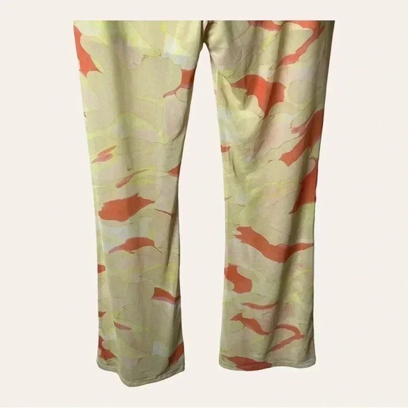 Bp PAINTED MESH FLARE PANTS LINED TO MID THIGH SIZE LARGE - Picture 10 of 11